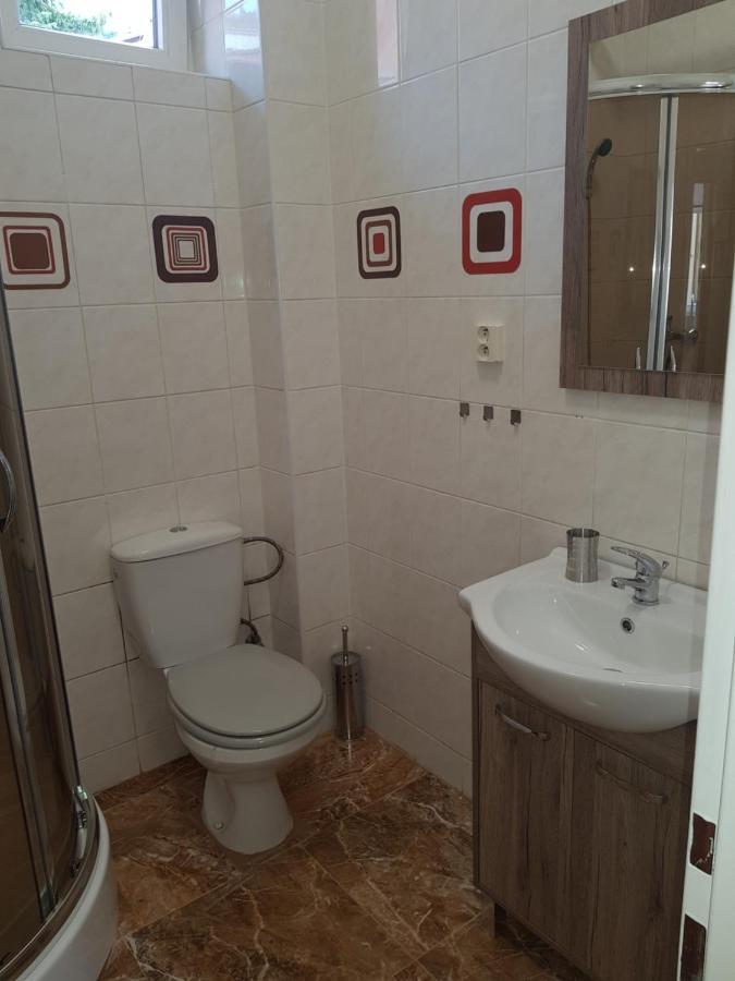 Apartman Deny2 Apartment เดชชิน ภายนอก รูปภาพ